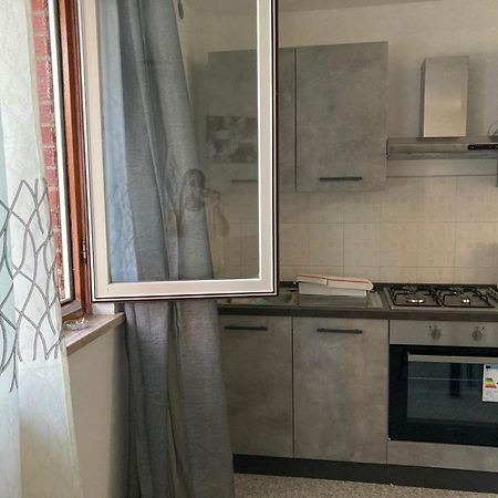 Appartamento Sulla Piazza 90 M Dal Mare Анцио Экстерьер фото